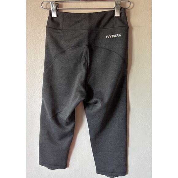 Ivy Park Size XXS Cropped Leggings Women’s Gray Workout Gym Pull On Exercise - Picture 4 of 8